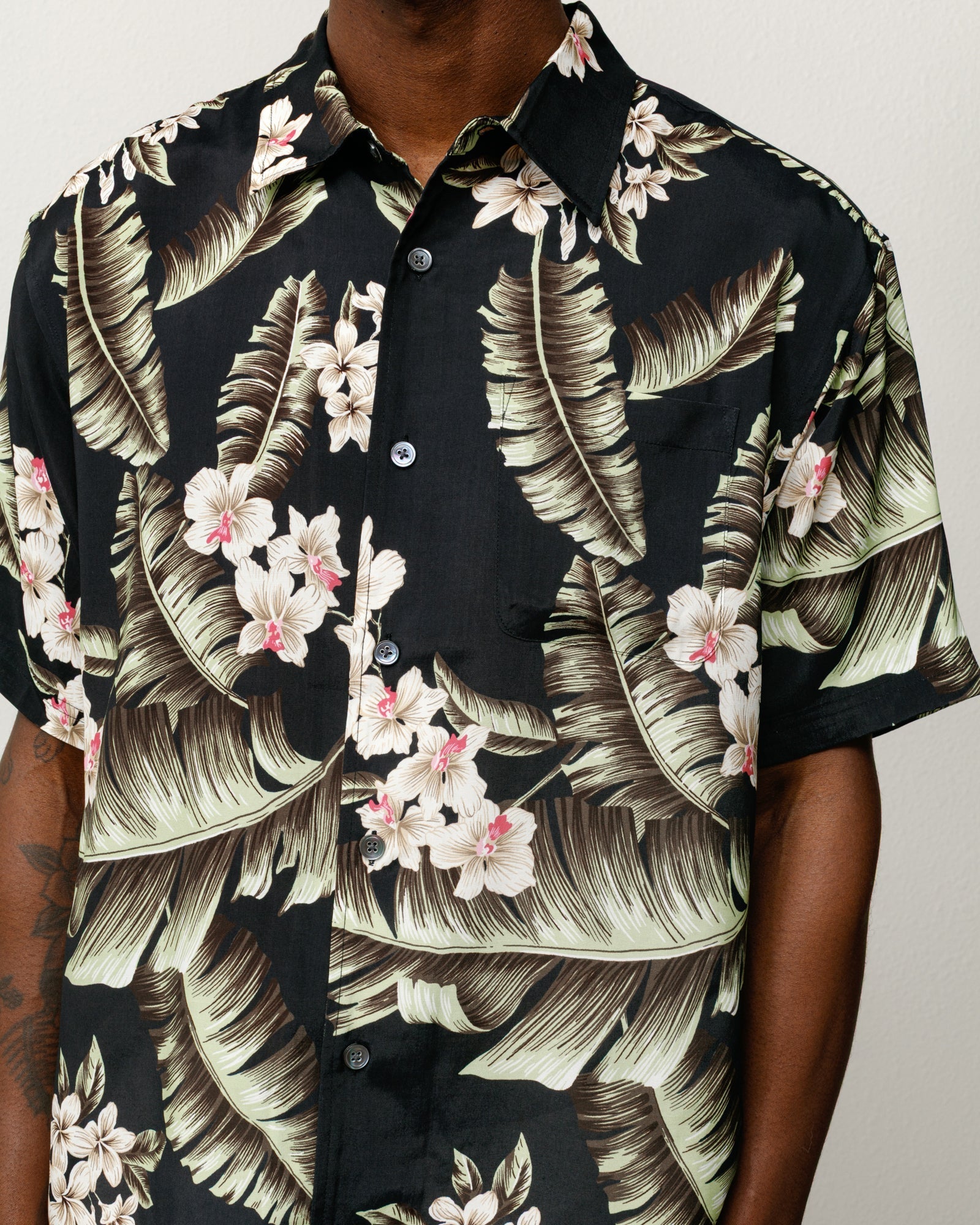 Stussy Men's Hawaiian Floral SS Shirt Black
